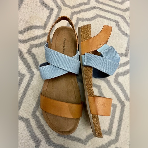 Pierre Dumas Shoes - NEW! Size 9 Strappy Sandals